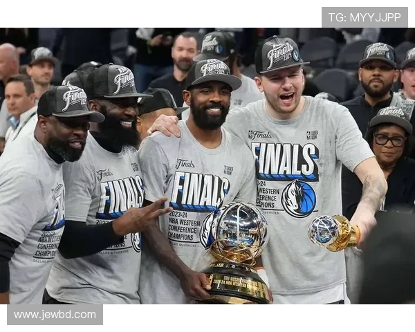 多支球队酝酿重大交易NBA休赛期风云再起引发联盟震荡新局面浮现 多支球队酝酿重大交易NBA休赛期风云再起引发联盟震荡新局面浮现