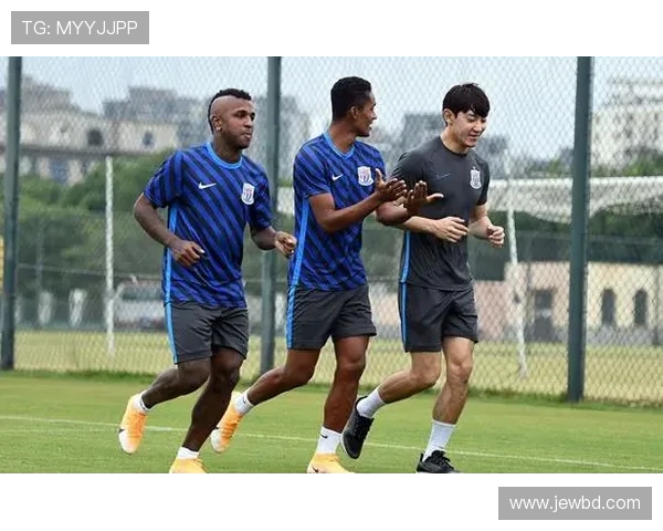 MotoGP新赛季暗流涌动厂商升级车手变动引爆年度争冠悬念