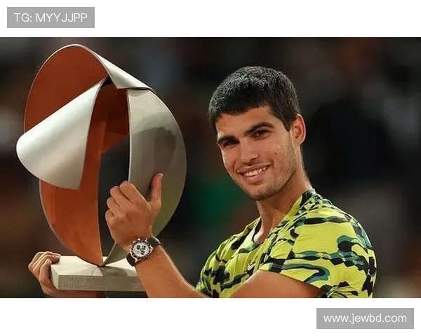 世界网坛新赛季焦点聚焦顶尖球员争冠格局变化引发关注再添悬念升级