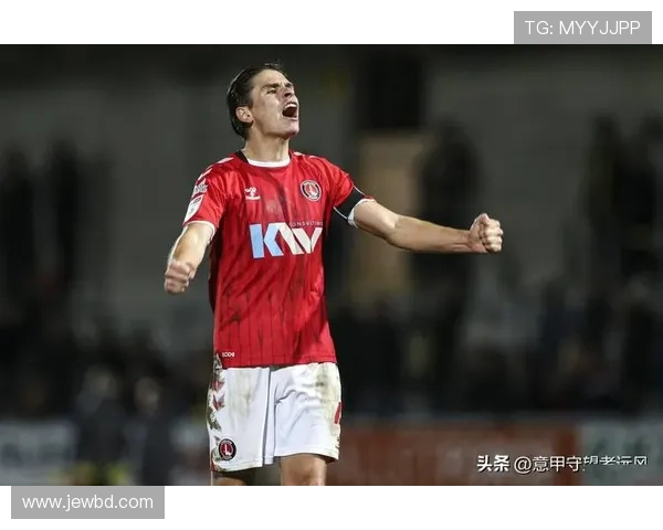 巴恩斯利足球俱乐部的历史沿革与辉煌成就探析