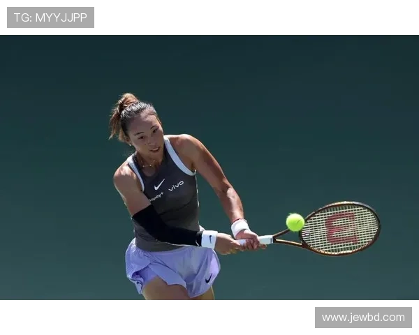 新赛季网球巡回赛激战正酣名将新秀同场竞逐荣耀世界巅峰之战引爆关注 新赛季网球巡回赛激战正酣名将新秀同场竞逐荣耀世界巅峰之战引爆关注