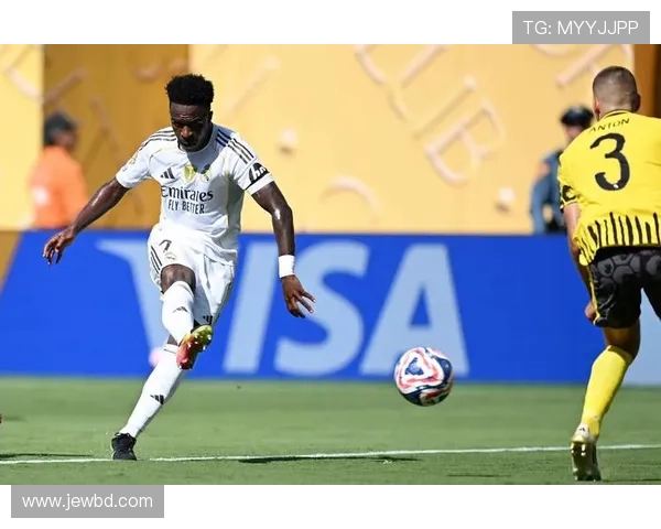 皇家马德里足球俱乐部的辉煌历史与未来发展前景分析